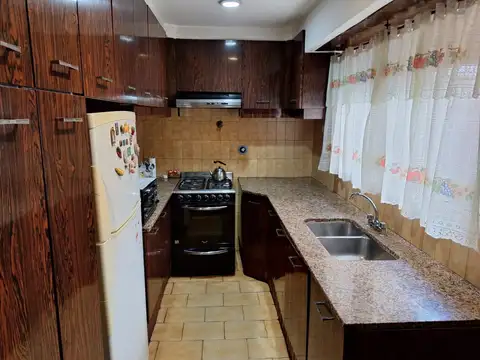 Depto Tipo Casa en Venta de 4 ambientes