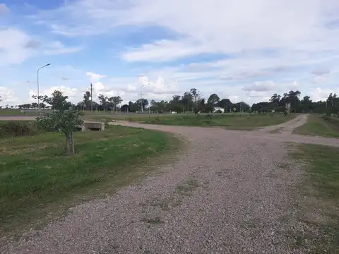 TERRENO EN VENTA EN LOS NARANJOS, RECONQUISTA