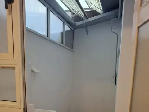 Echeverria 3000, Piso PB