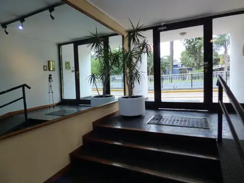 Roque Sáenz Peña 57, Acasusso.