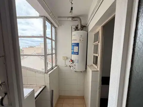 Departamento en venta, en Lomas de Zamora de 4 ambientes.