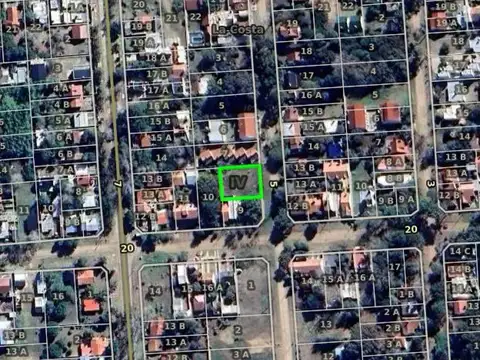 Terreno en Venta 25  mts Fondo