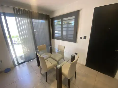 DUPLEX 2 DORMITORIOS EN VILLA ELISA SIN EXPENSAS