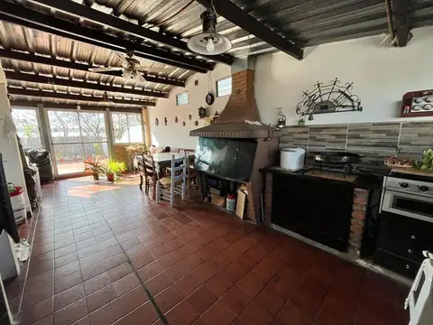 Depto Tipo Casa 2 ambientes con 1 baño