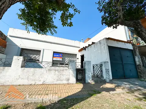 Casa en Venta en Ezpeleta Este, USD 70.000