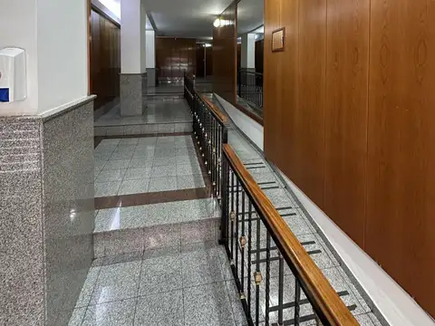 Departamento 8 ambientes con 3 baños