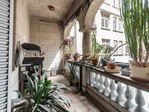 Avenida Entre Ríos 900