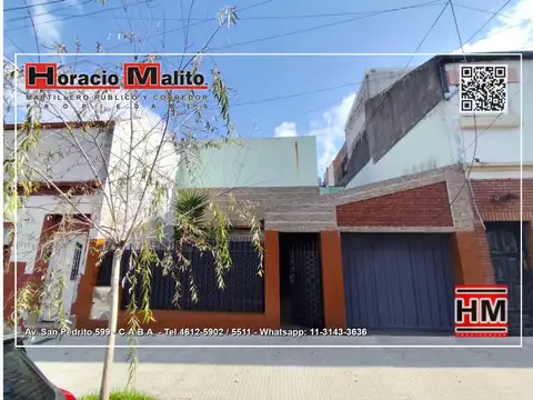 Casa de 5 Ambientes c/cochera en VENTA