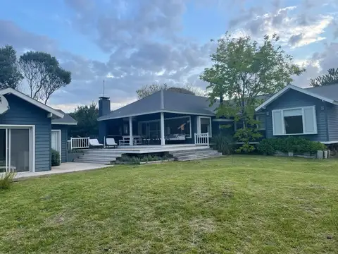 Casa en Alquiler Temporal de 4 dormitorios