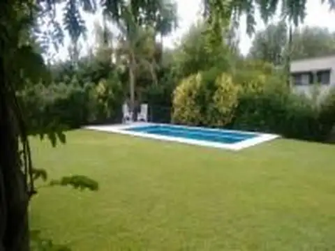 Casa 5 ambientes con 5 baños