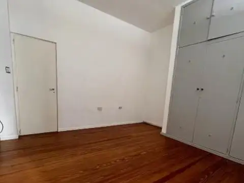 Depto Tipo Casa en Alquiler en Caseros, $ 450.000