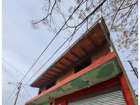 Casa 6 ambientes con 3 baños