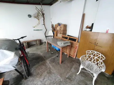 PH Casa con jardin a media cuadra de Maipu - Olivos