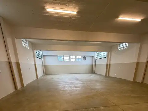 Oficina en Venta en Monte Castro, USD 900.000