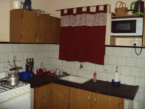 Casa 3 ambientes con 1 baño
