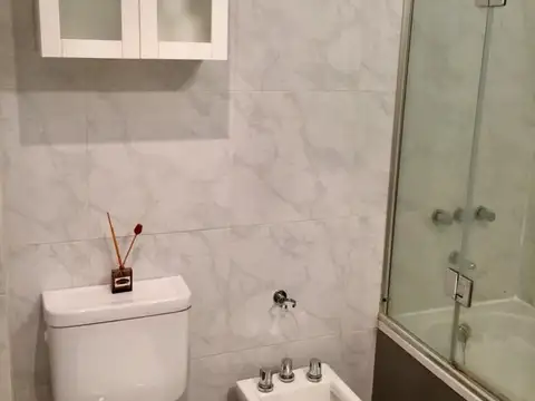 Alq depto 2 amb amoblado en Recoleta con balcón