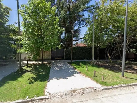 CASAQUINTA 1390 mts lote EN ESPECTACULAR UBICACION A METROS DEL ACCESO OESTE