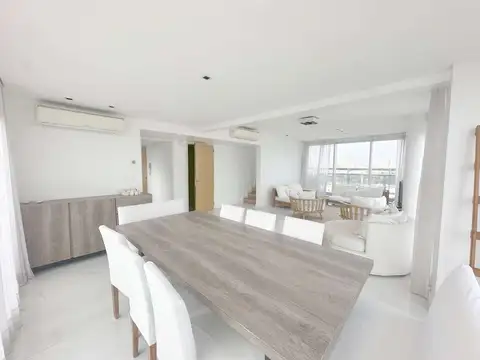 Departamento 4 ambientes con 4 baños