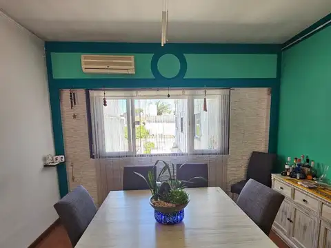 Depto Tipo Casa 5 ambientes con 2 baños