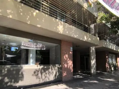 Departamento 2 dormitorios Paraguay al 2300 con cochera