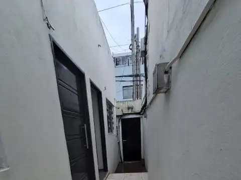 ALQUILER DEPTO 2 AMB.C/ PATIO  SAN JUSTO