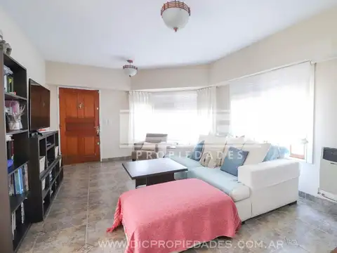 Rioja al 2000 esquina El Indio