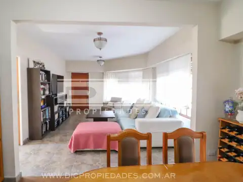 Casa en Venta en Villa Adelina, USD 320.000