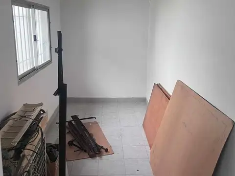 CHALET  3 AMABIENTES CON JARDIN