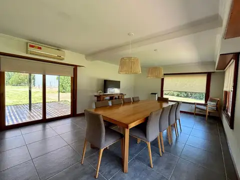 Quinta en Venta con 2 cocheras