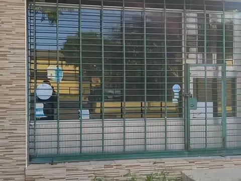 VENTA LOCAL EN BERAZATEGUI. FRENTE HOSPITAL EVITA