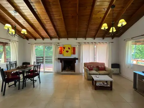 Cod 269 - Casa Av. La Plata Nº1665