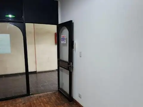 Local en Alquiler en Centro, $ 120.000