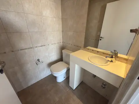 Departamento en Alquiler con 1 cocheras