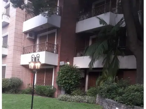 Departamento en Alquiler en Banfield, $ 750.000