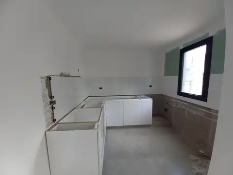 Departamento en Venta en Villa Adelina, USD 108.000