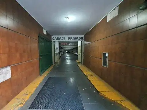 Cochera en  VENTA RECOLETA