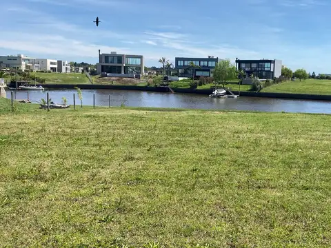 Terreno en Venta al Rio, 900m2, en El Naudir, Escobar, GBA Norte