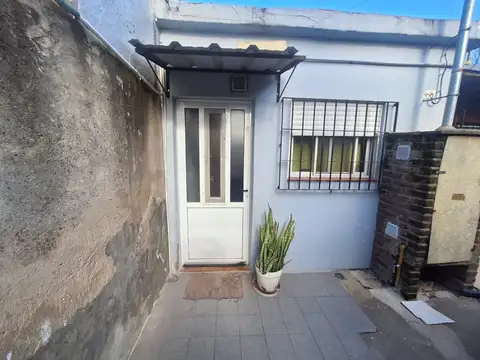 Depto Tipo Casa en Venta con 1 cocheras
