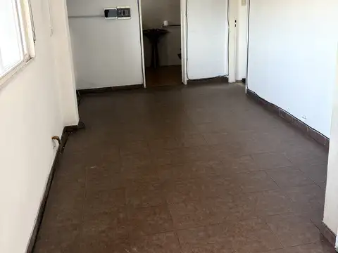 Departamento en alquiler de 3 ambientes en centro de San Justo