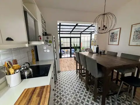 Depto Tipo Casa en Venta en Olivos, USD 160.000