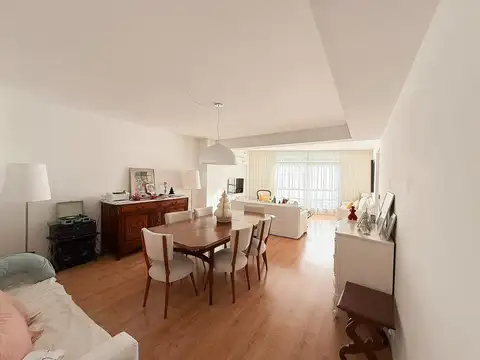 Balbin 2400, Piso 12