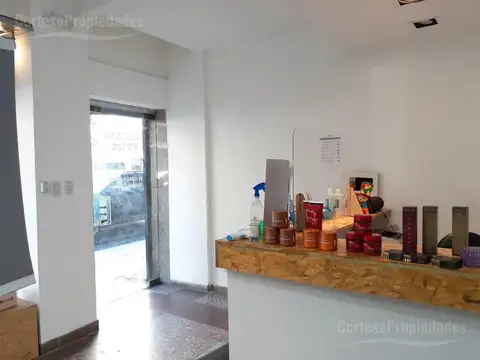 Local en Venta en Barrio Norte, USD 220.000
