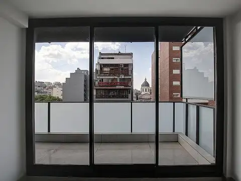 Alberdi Juan Bautista Av. al 2400