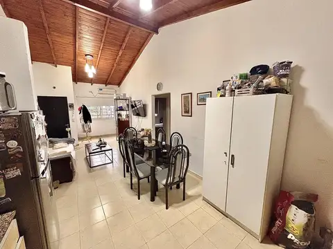Depto Tipo Casa en Venta de 3 ambientes