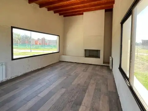 Casa en Venta en Valle del Golf, USD 220.000