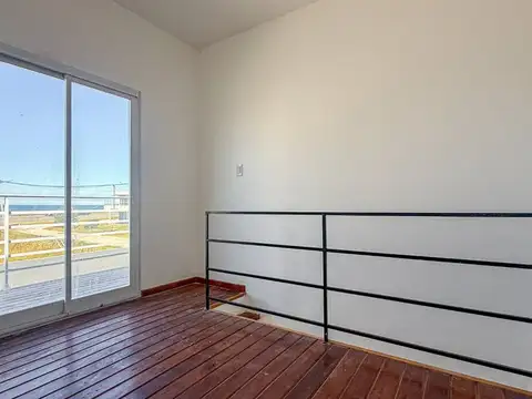 Depto Tipo Casa en Venta en Balneario Playa Dorada, USD 45.000