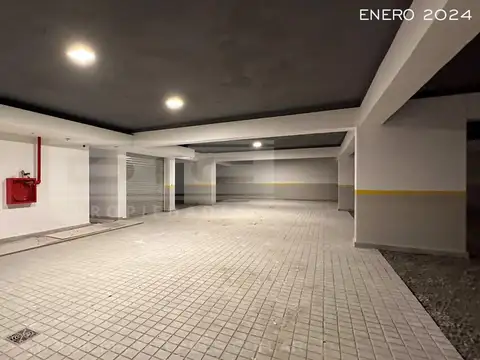 Cochera - Florida Mitre/Este