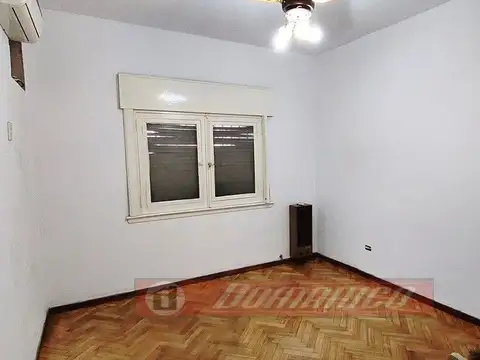 Depto Tipo Casa en Venta 50 años
