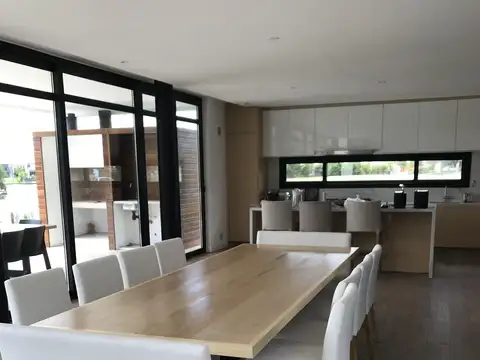 Casa en Alquiler 4 años