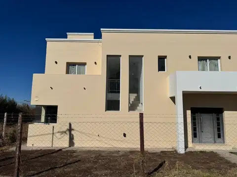 La Silleta. Village de Beauchamps. Mza 9. Casa 100